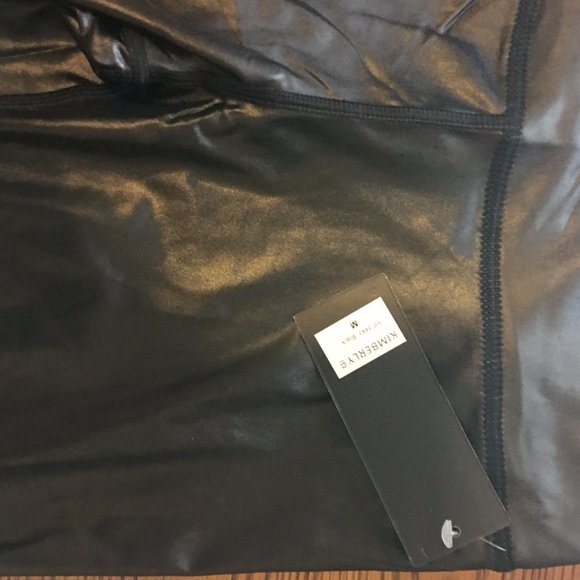 Faux Leather Leggings - Picture 3 of 4